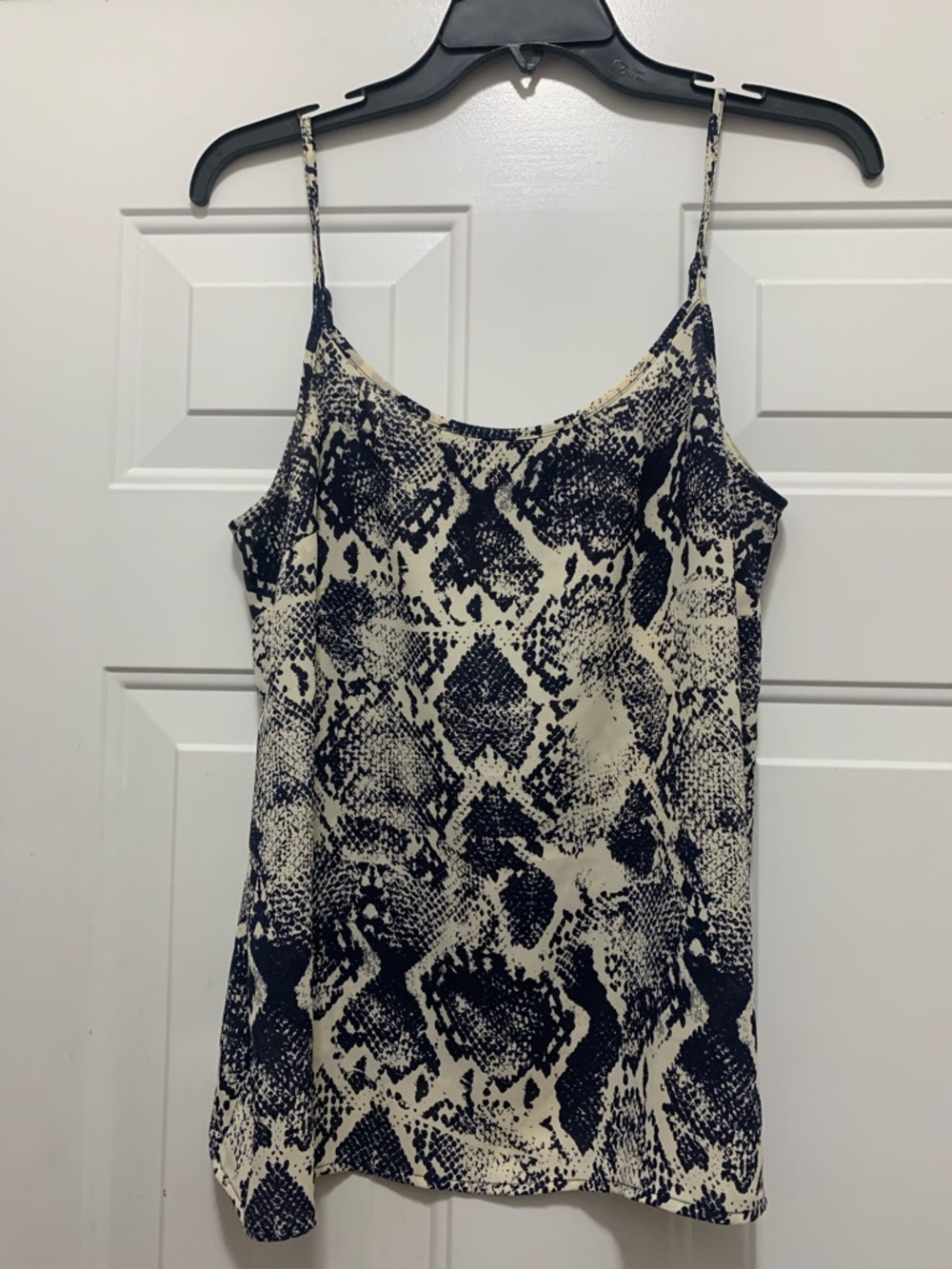 3/$15 The Limited Snake-Print Spaghetti Strap Cami in Cream and Navy Size Medium